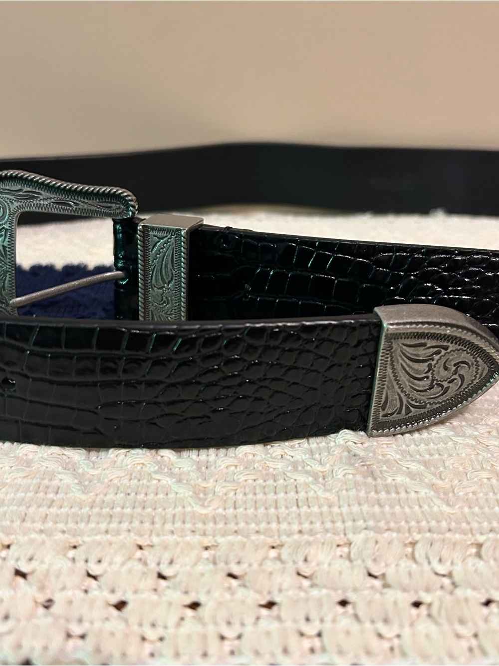 Lauren Ralph Lauren Black Croc-Embossed Leather Belt with Silver Buckle. Sz XL.